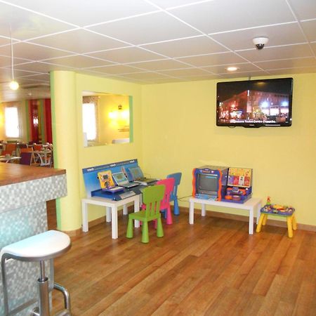 Ibis Styles Bourg En Bresse Bourg-en-Bresse Exterior foto
