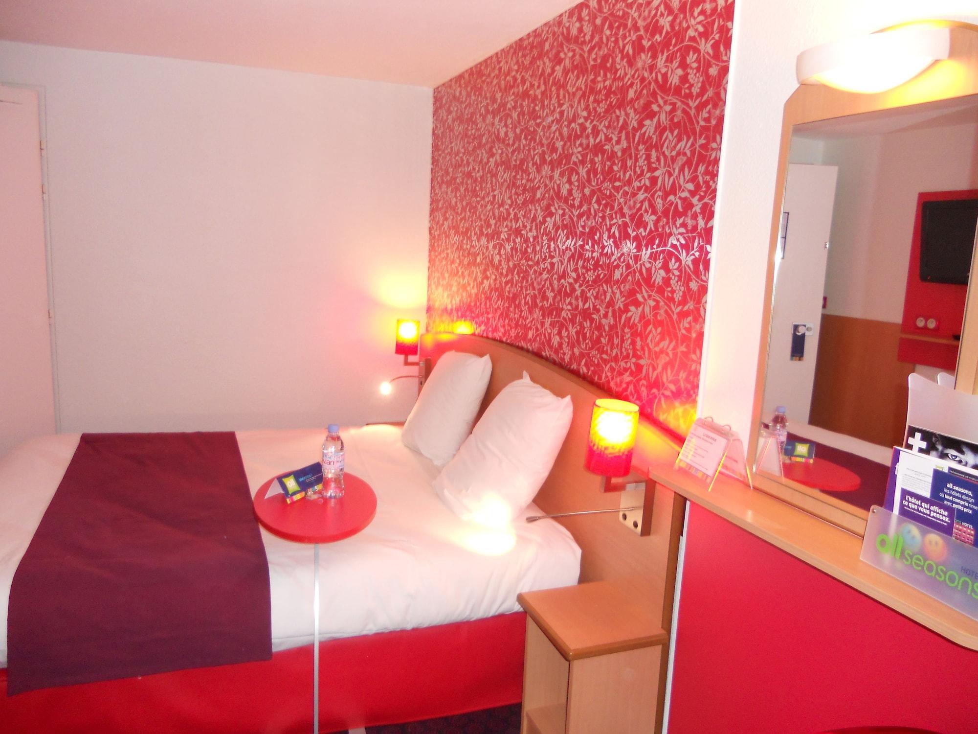 Ibis Styles Bourg En Bresse Bourg-en-Bresse Exterior foto