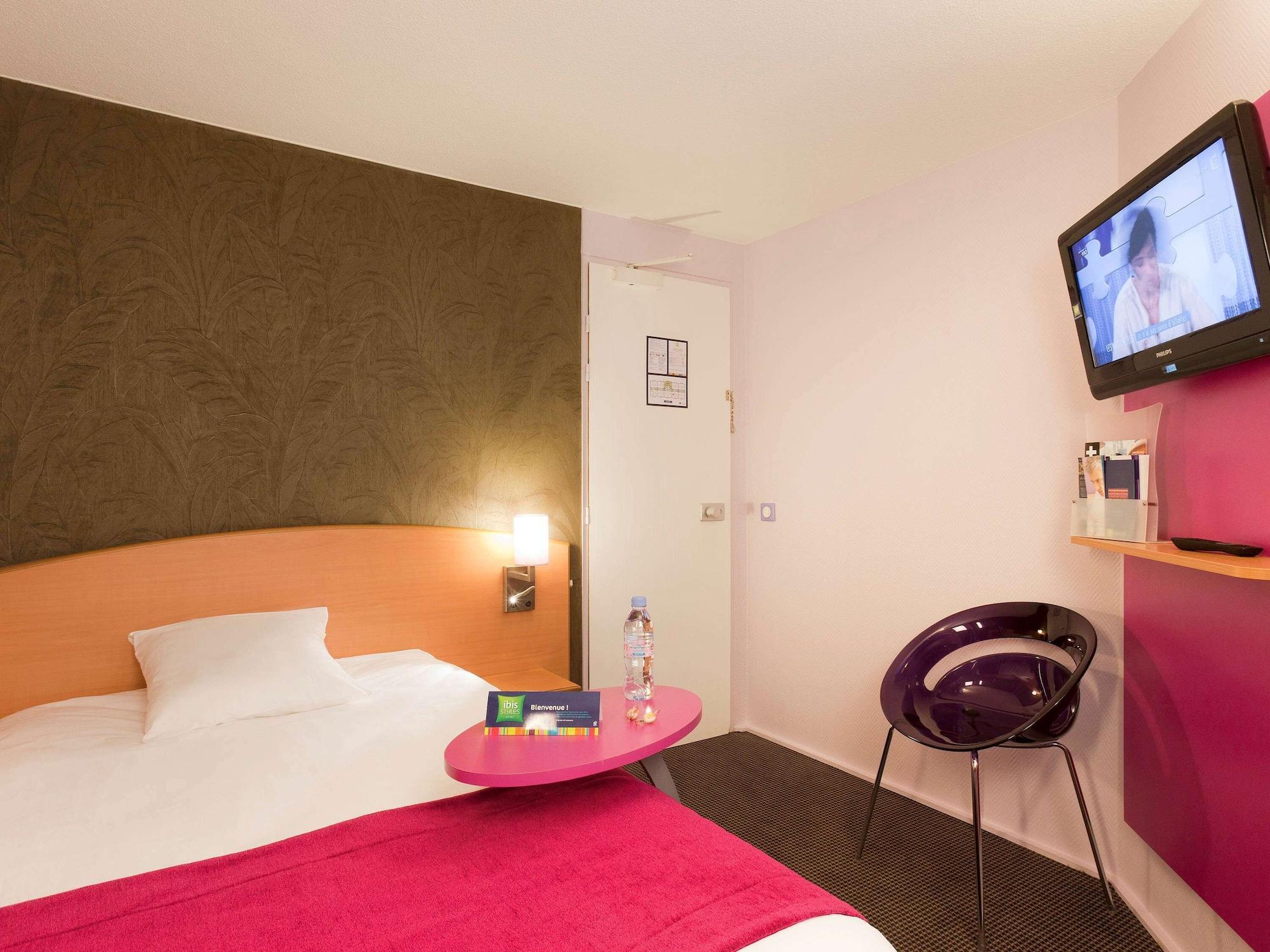Ibis Styles Bourg En Bresse Bourg-en-Bresse Exterior foto