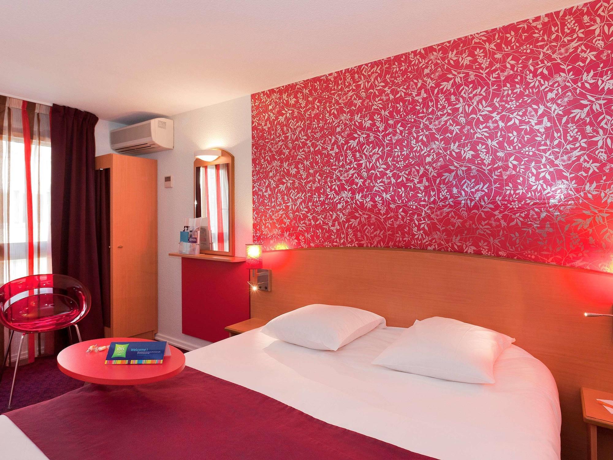 Ibis Styles Bourg En Bresse Bourg-en-Bresse Exterior foto