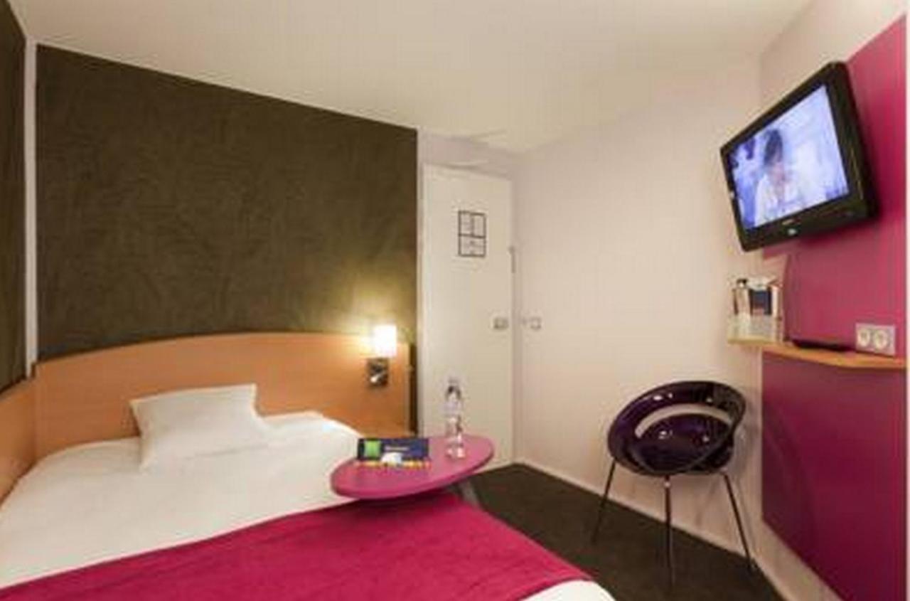 Ibis Styles Bourg En Bresse Bourg-en-Bresse Quarto foto